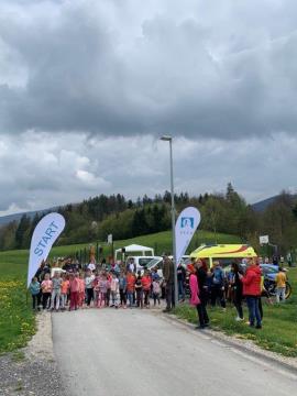 370 učenk in učencev na krosu kamniških osnovnih šol (1)